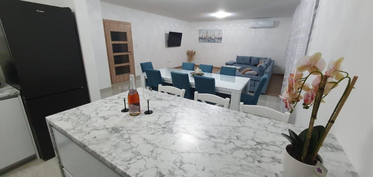 Zmijavci Apartman Hope מראה חיצוני תמונה