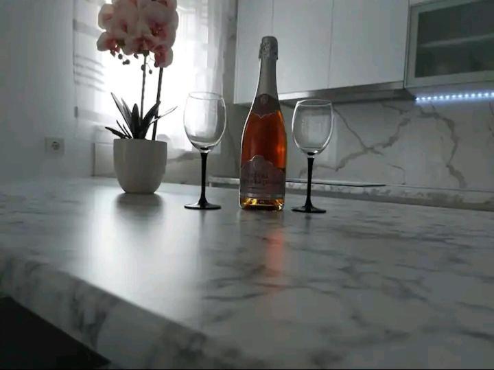 Zmijavci Apartman Hope מראה חיצוני תמונה